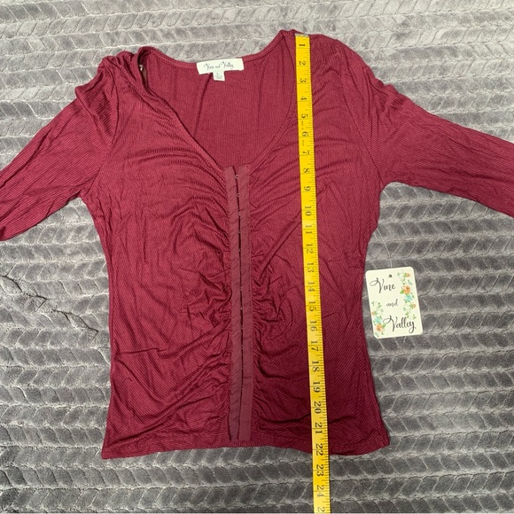 NEW Vine And Valley Long Sleeve Maroon Top Hook and Eye Ribbed Large L - Picture 6 of 11